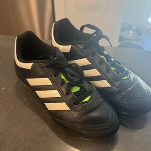Adidas Kids soccer cleats